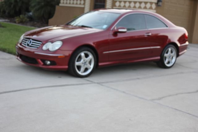 Mercedes-Benz CLK-Class 2004 photo 14