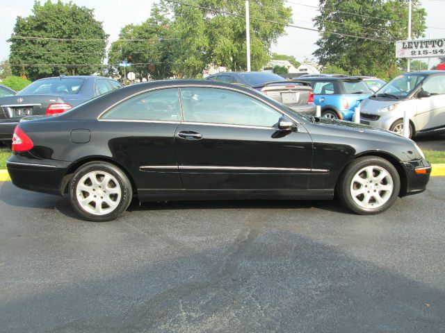 Mercedes-Benz CLK-Class LT 1500 DVD W/monitorflex Fuel 4X4 Coupe