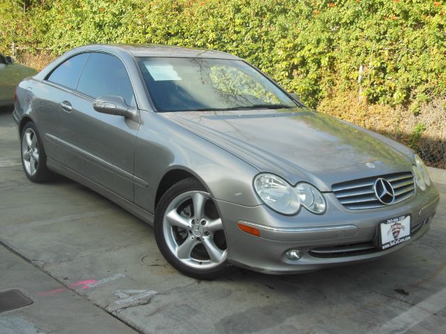 Mercedes-Benz CLK-Class 2005 photo 4