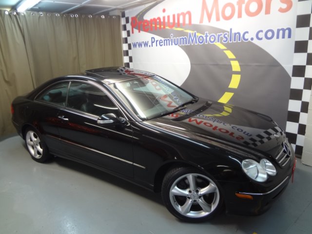 Mercedes-Benz CLK-Class 2005 photo 3