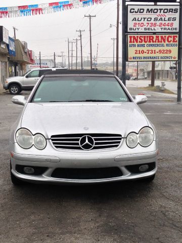 Mercedes-Benz CLK-Class Clean Carfax ONE Owner Convertible