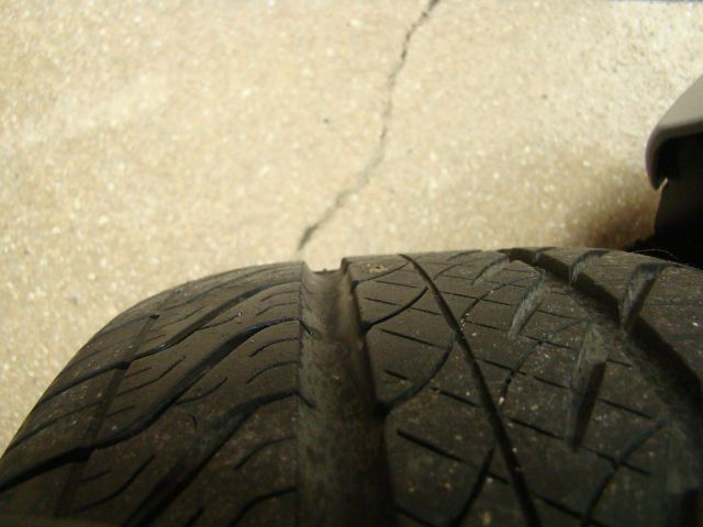 Mercedes-Benz CLK-Class 2005 photo 1