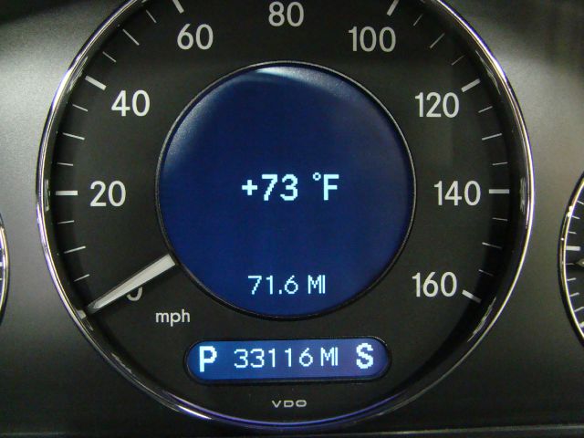 Mercedes-Benz CLK-Class 2005 photo 47