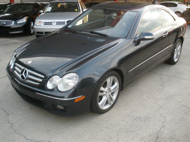 Mercedes-Benz CLK-Class 2006 photo 4