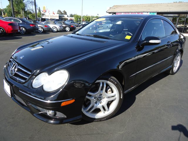 Mercedes-Benz CLK-Class 2006 photo 2