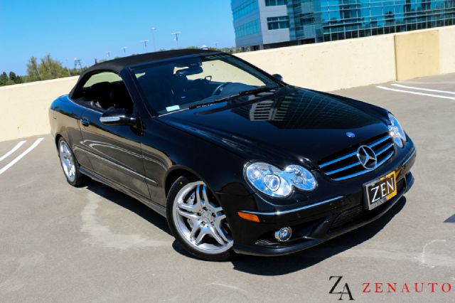 Mercedes-Benz CLK-Class 2006 photo 2