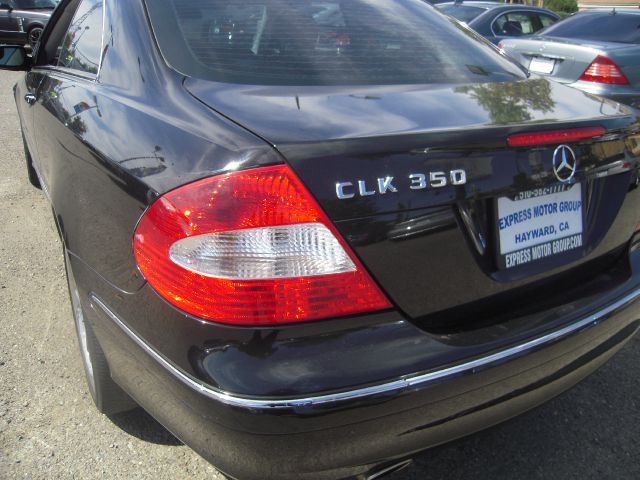 Mercedes-Benz CLK-Class 2006 photo 2