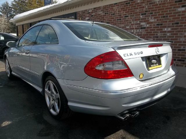 Mercedes-Benz CLK-Class 2006 photo 3