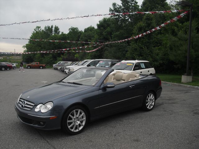 Mercedes-Benz CLK-Class 2007 photo 10