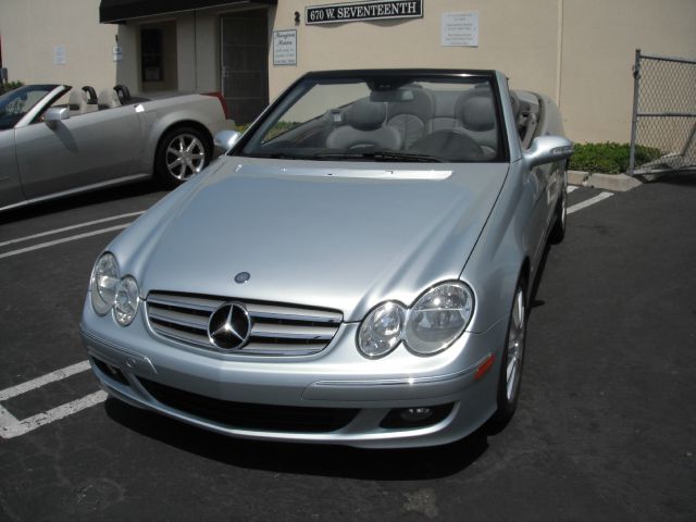 Mercedes-Benz CLK-Class 2007 photo 1