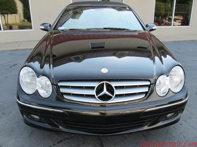 Mercedes-Benz CLK-Class 2007 photo 3