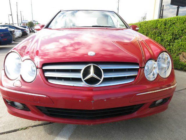 Mercedes-Benz CLK-Class 2008 photo 1