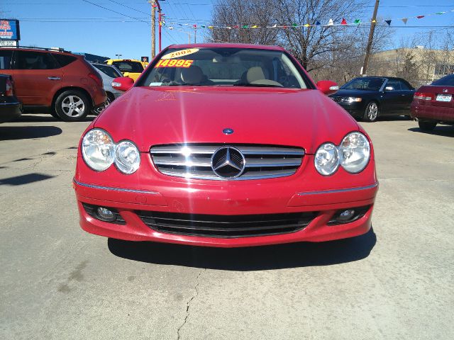 Mercedes-Benz CLK-Class 2008 photo 0