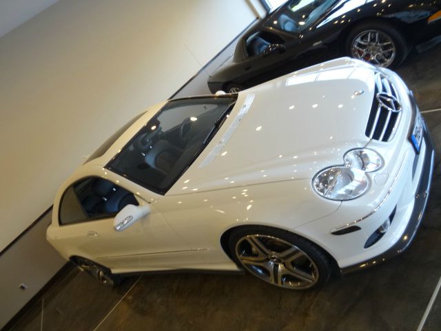 Mercedes-Benz CLK-Class 2008 photo 3