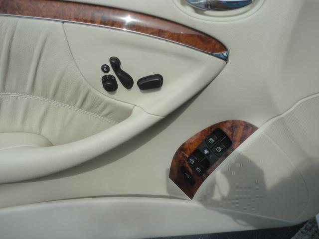 Mercedes-Benz CLK-Class 2009 photo 7