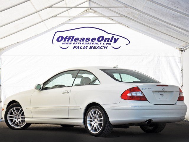 Mercedes-Benz CLK-Class 2009 photo 1