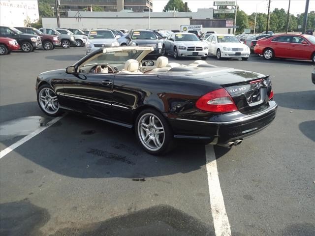 Mercedes-Benz CLK-Class 2009 photo 3