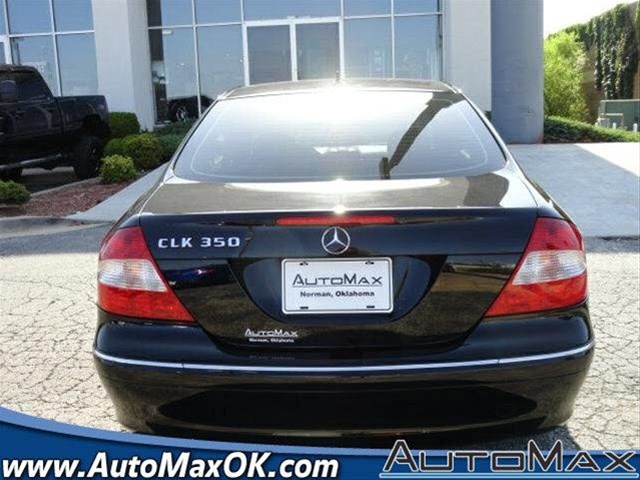 Mercedes-Benz CLK-Class 2009 photo 4