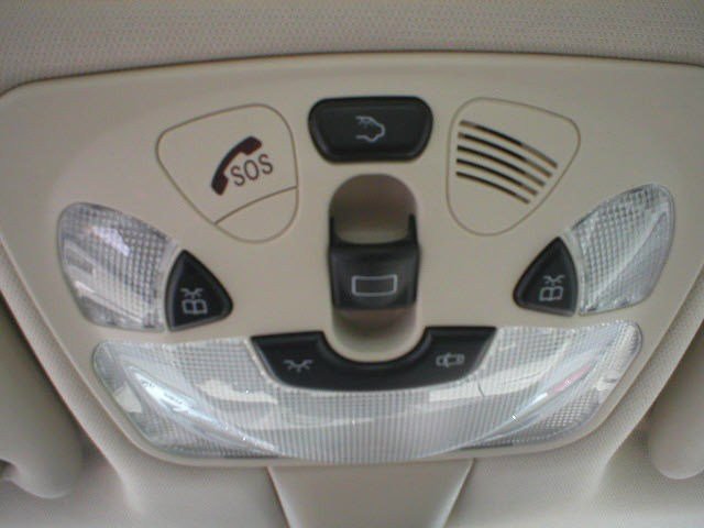 Mercedes-Benz CLK-Class 2009 photo 2