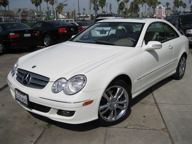 Mercedes-Benz CLK-Class 2009 photo 2
