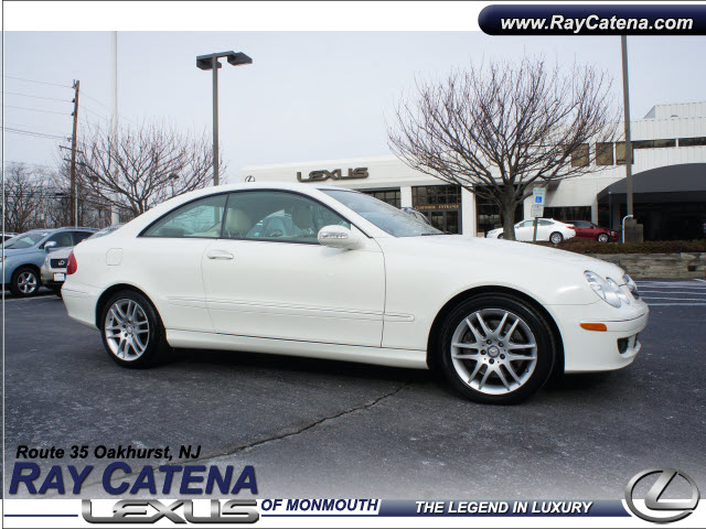 Mercedes-Benz CLK-Class 2009 photo 4