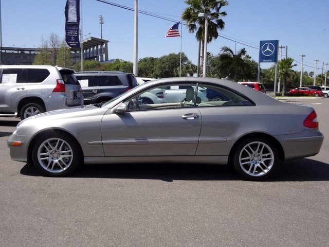 Mercedes-Benz CLK-Class 2009 photo 1