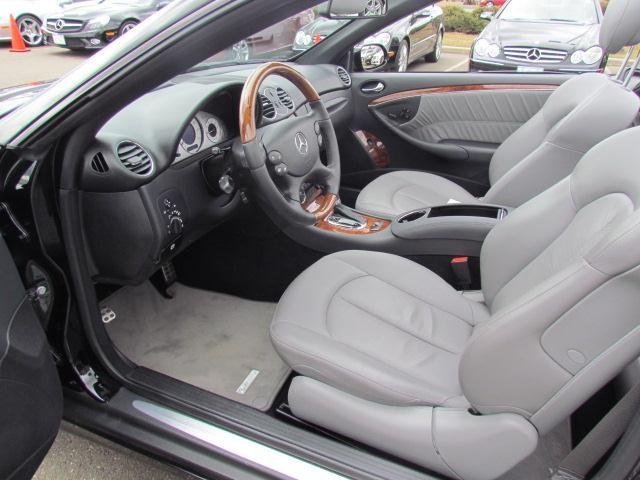 Mercedes-Benz CLK-Class 2009 photo 1