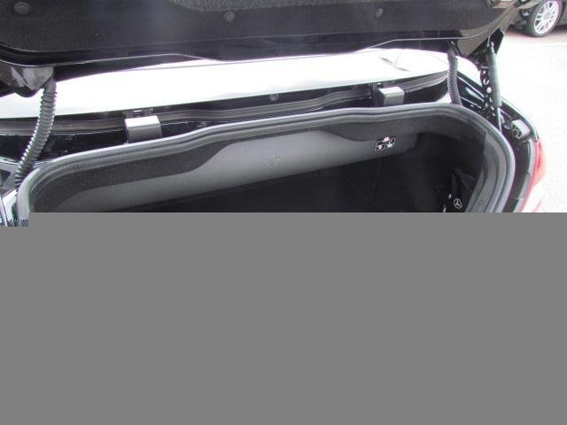 Mercedes-Benz CLK-Class 2009 photo 2