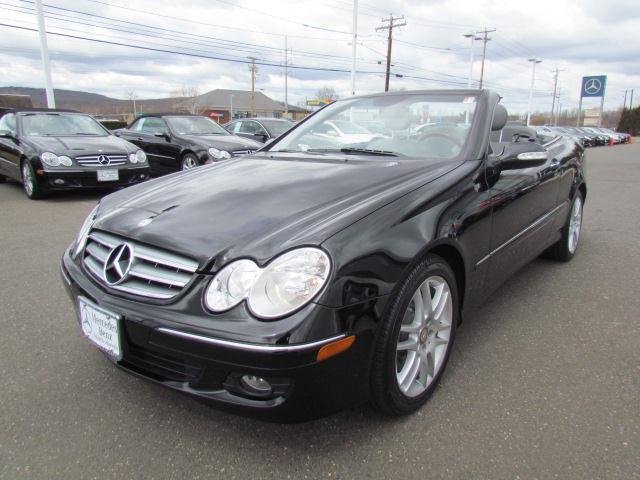 Mercedes-Benz CLK-Class 2009 photo 3
