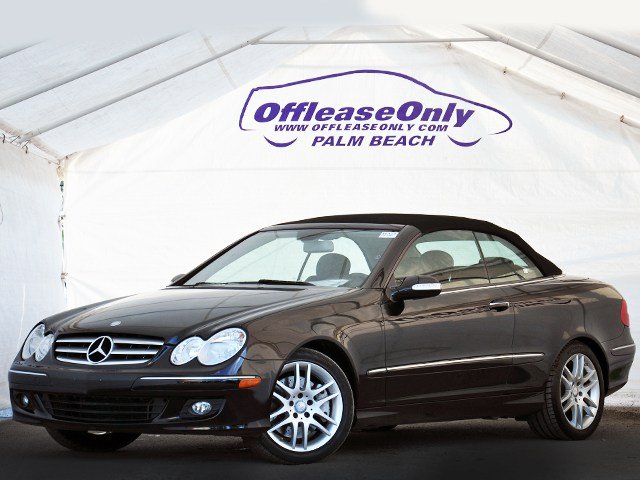 Mercedes-Benz CLK-Class 2009 photo 2