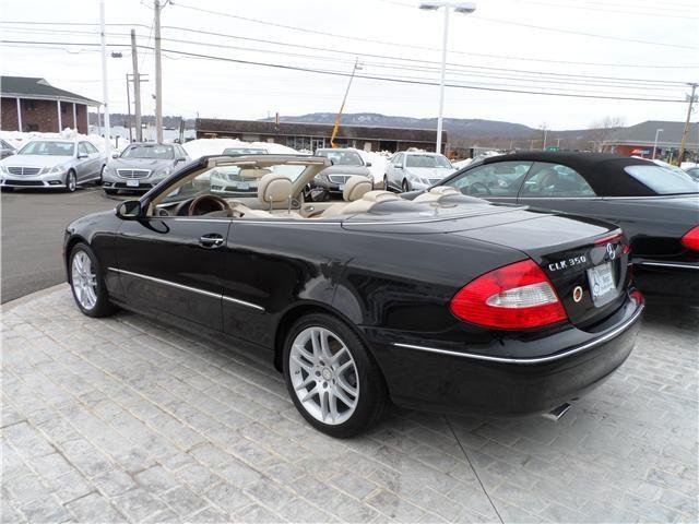 Mercedes-Benz CLK-Class 2009 photo 2