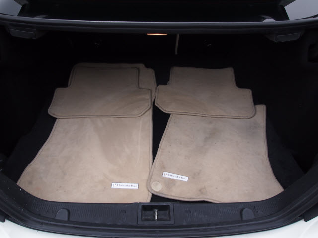 Mercedes-Benz CLK-Class 2009 photo 5