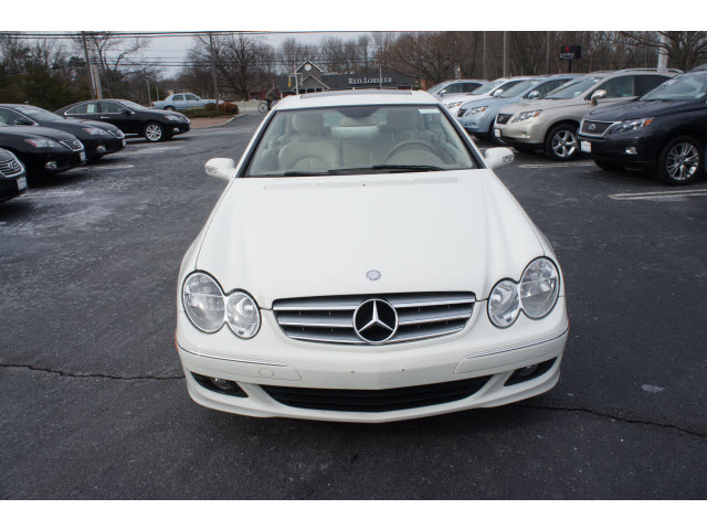 Mercedes-Benz CLK-Class 2009 photo 3