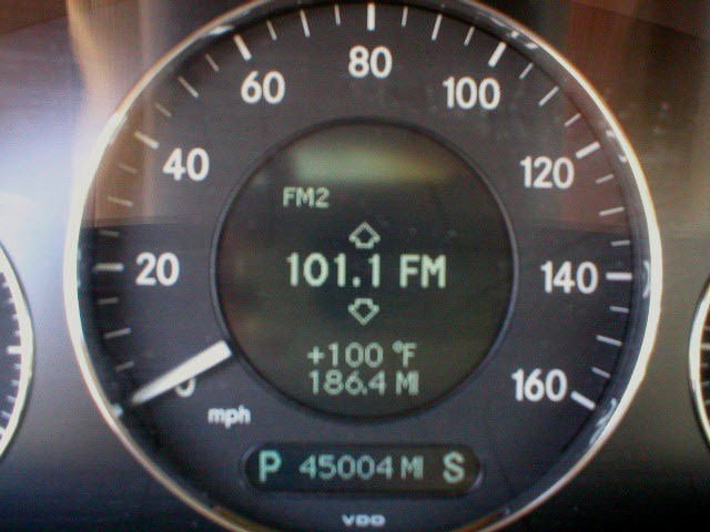 Mercedes-Benz CLK-Class 2009 photo 4