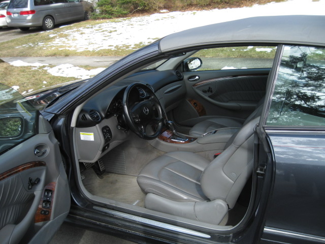 Mercedes-Benz CLK-Class 2009 photo 1