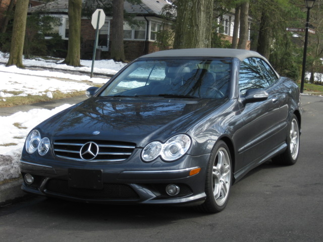 Mercedes-Benz CLK-Class 2009 photo 3