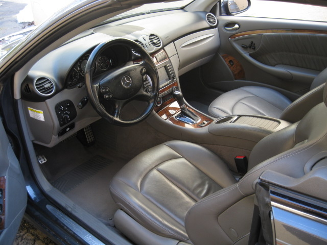 Mercedes-Benz CLK-Class 2009 photo 5