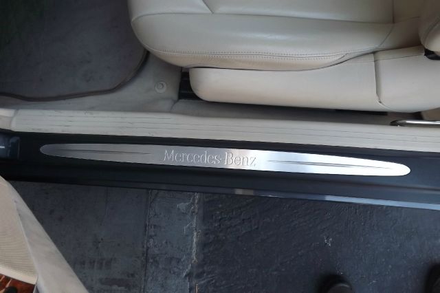 Mercedes-Benz CLK-Class 2009 photo 0