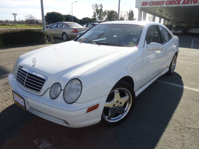 Mercedes-Benz CLK Class XLE V6 Coupe