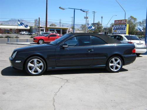 Mercedes-Benz CLK Class 2001 photo 1