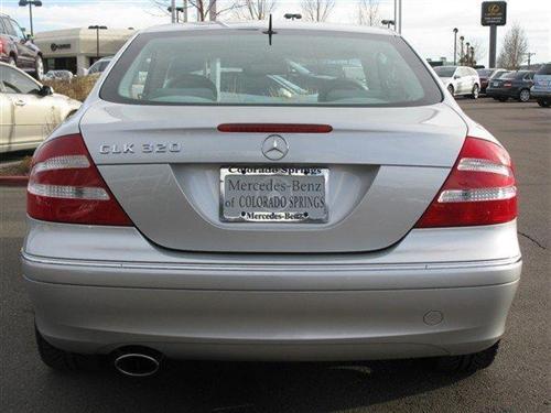Mercedes-Benz CLK Class 2005 photo 1
