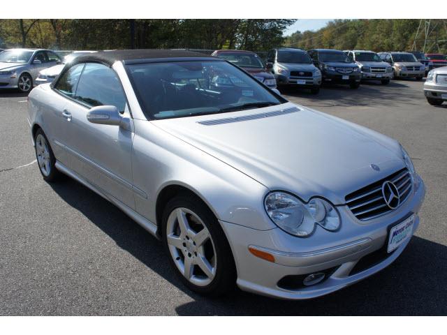 Mercedes-Benz CLK Class 2005 photo 4