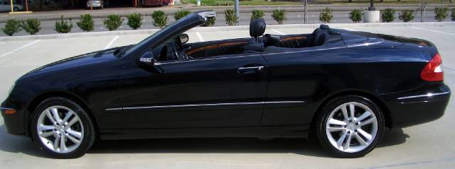 Mercedes-Benz CLK Class 2006 photo 1