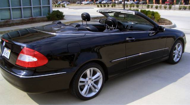 Mercedes-Benz CLK Class 2006 photo 2