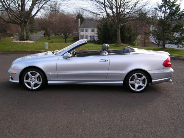 Mercedes-Benz CLK Class 2006 photo 2