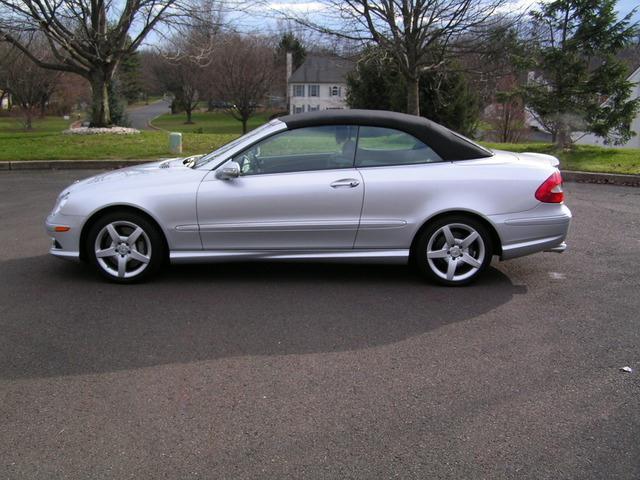 Mercedes-Benz CLK Class 2006 photo 4
