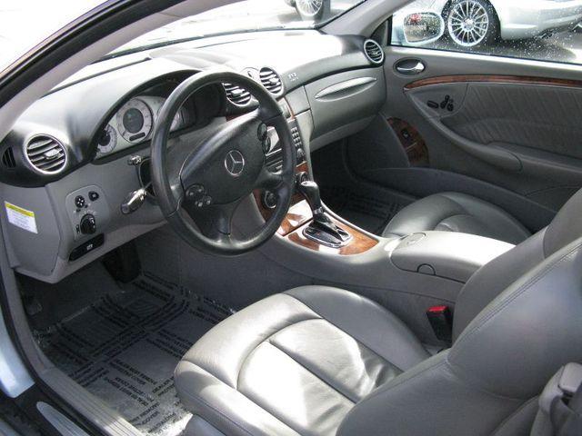 Mercedes-Benz CLK Class 2006 photo 4