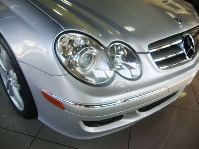 Mercedes-Benz CLK Class 2006 photo 3