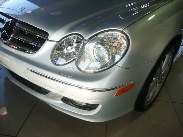 Mercedes-Benz CLK Class 2006 photo 4