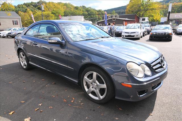 Mercedes-Benz CLK Class 2006 photo 4